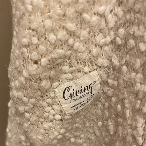 Demdaco Handmade Giving Shawl - Picture 5 of 8